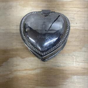 VTG Silver plate Heart Shaped Jewelry Box Velvet Lined Ring Holder (Engraved)